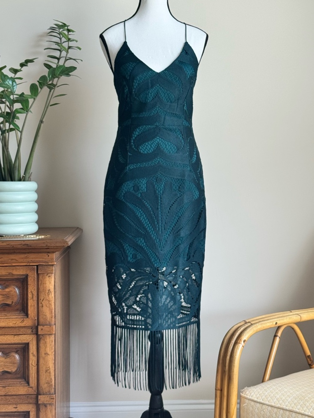 🔹 Sleeveless Teal Lace Fringe Midi Dress Size 4 - Picture 4 of 7